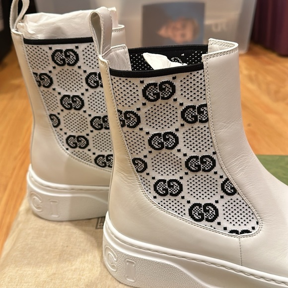 GUCCI BOOTS NEW IN BOX - DALI SOFT CALFSKIN GG MONOGRAM ANKLE BOOTS - SIZE 38 - Picture 6 of 6